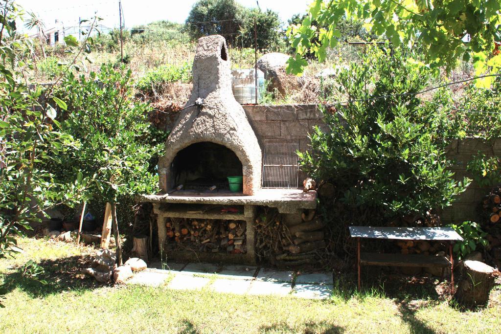 Appartamenti Salusai Trinità dʼAgultu Oda fotoğraf